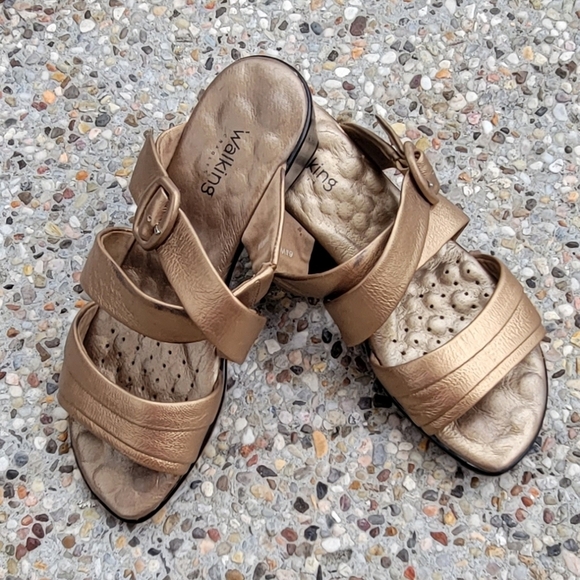 Walking Cradles  metallic leather sandals 6,5WW - Picture 1 of 10